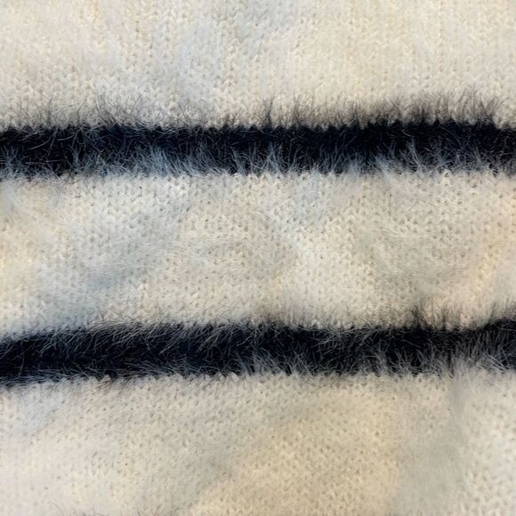 Old Navy Breton Stripe Eyelash Party Sweater White Black Fuzzy Knit Crewneck XXL - Picture 7 of 9